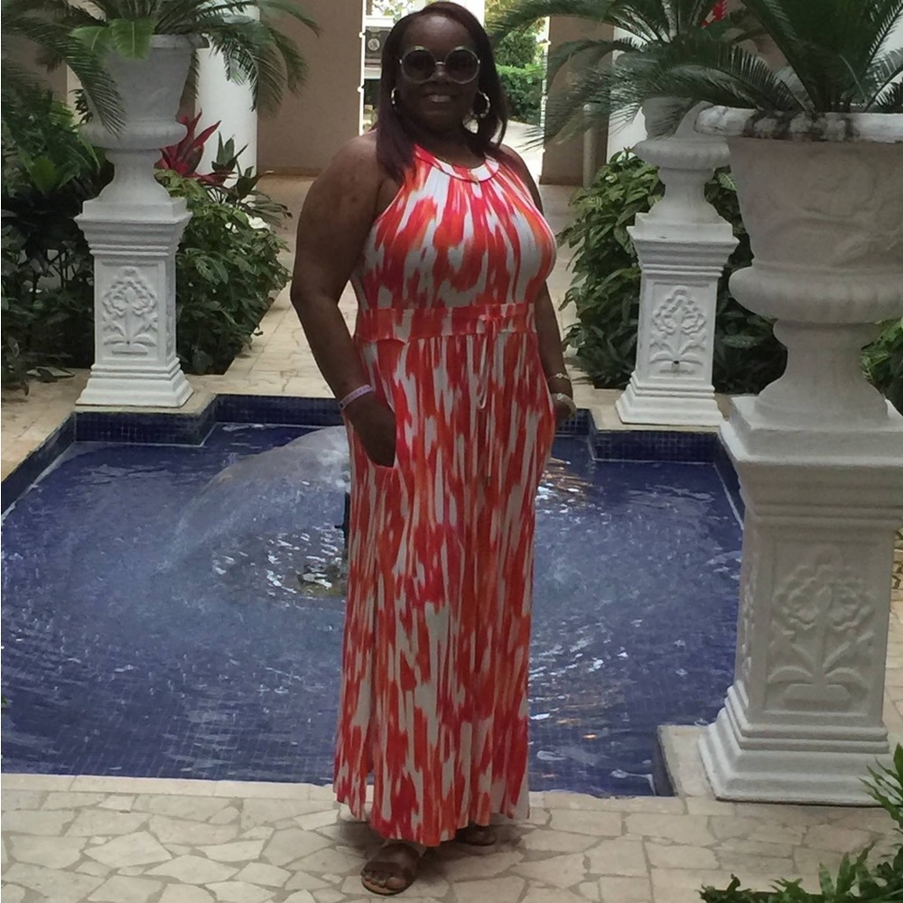 Women’s size 14 with pockets two splits on the sides